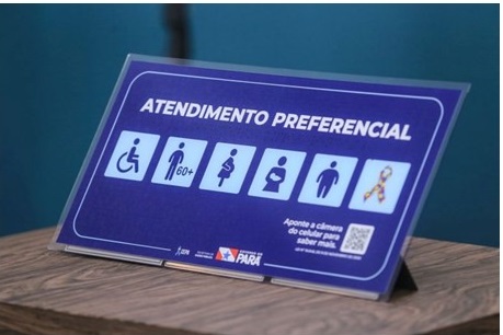 655fa9076709b cartaz prioritario