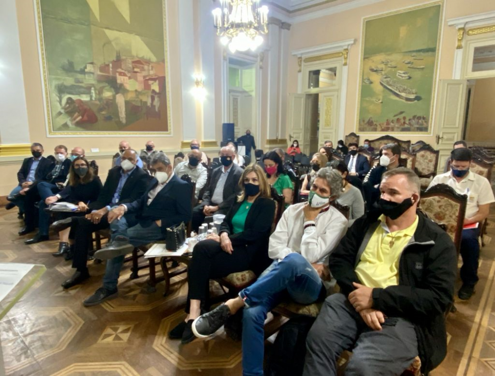 Sindha participa de reunião sobre projeto para erradicar a fome em Porto Alegre