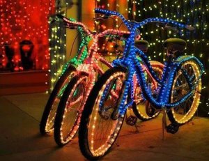 Grupo de ciclismo PedAlegre vai promover o evento “Brilhabike” no dia 23/12, a partir das 19h30, na Usina do Gasômetro, em homenagem ao Brilha Porto Alegre Grupo de ciclismo PedAlegre vai promover o evento “Brilhabike” no dia 23/12, a partir das 19h30, na Usina do Gasômetro, em homenagem ao Brilha Porto Alegre