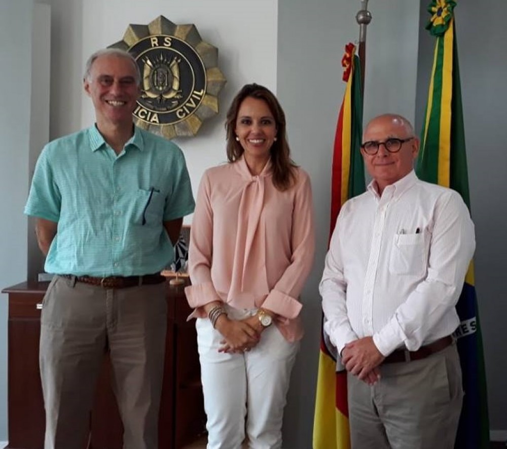 Com foco em agenda positiva, Sindha se reúne com a chefe de Polícia Civil do RS