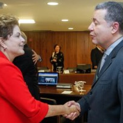 Presidente Dilma Rousseff e Alexandre Sampaio, presidente da FBHA (Foto: Roberto Stuckert Filho/PR)