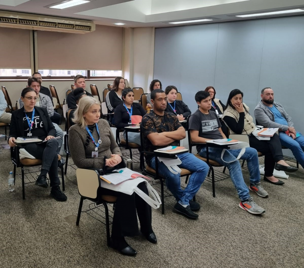 PALESTRA CONSUMIDOR TURISTA NO SINDHA