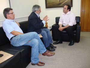 Sindpoa na Câmara Municipal - Salgado Filho e reunião-almoço com vereadores na pauta