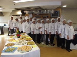 Fomandos Auxiliar de Cozinha em Junho/2012