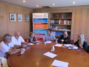Reunião sobre o acordo de 2013