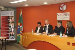 José Fortunati no Sindpoa - Parceria com a entidade foi destacada