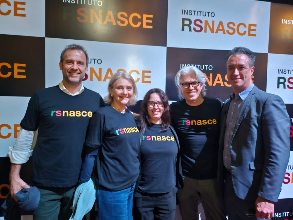 LAN&Ccedil;ADO INSTITUTO RSNASCE, RECONSTRUINDO A FOR&Ccedil;A GA&Uacute;CHA 