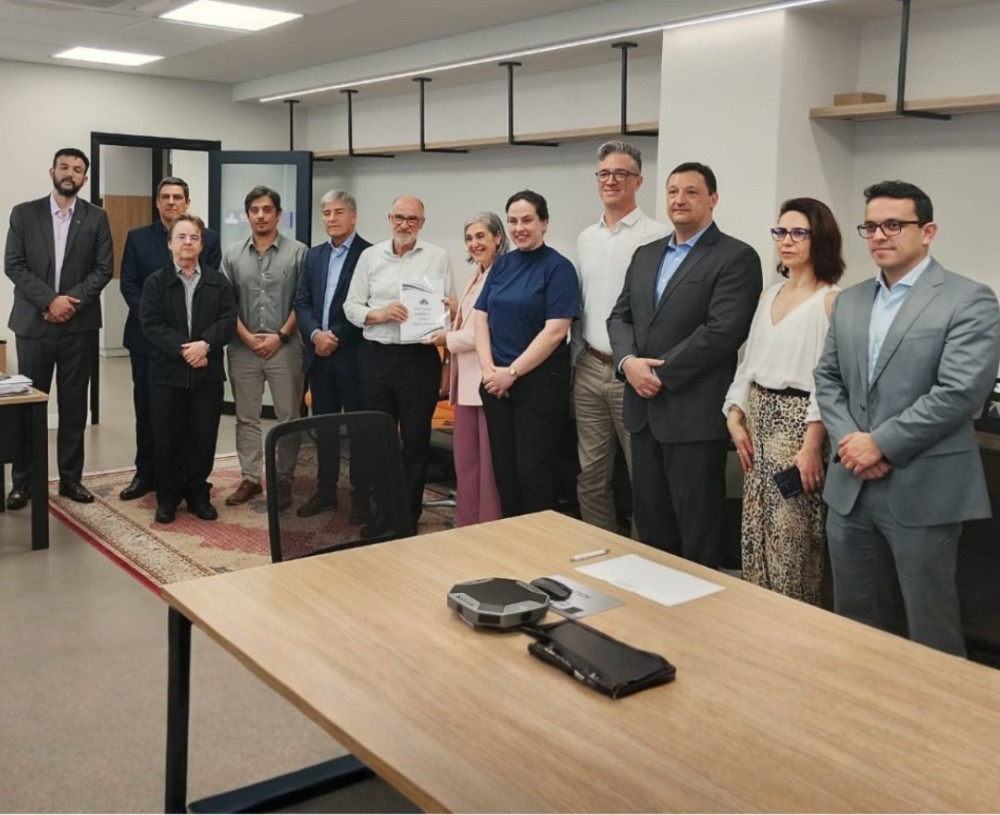 SHPOA apresenta estudo sobre IPTU em reunião com secretária da Fazenda