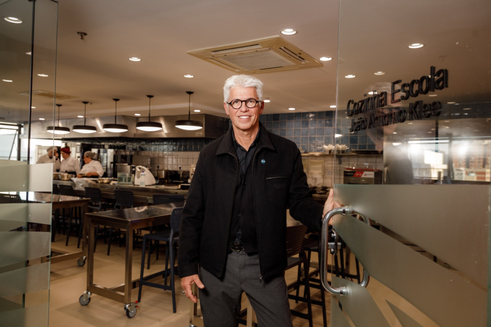 SINDHA e SHPOA&nbsp;inauguram Cozinha Escola Jo&atilde;o Antonio Klee e ampliam&nbsp;investimento em qualifica&ccedil;&atilde;o profissional