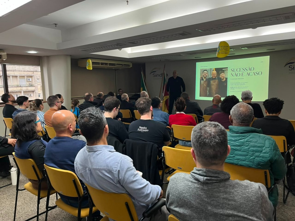 Jorge Aita compartilha experi&ecirc;ncias sobre sucess&atilde;o, inova&ccedil;&atilde;o e longevidade empresarial em palestra promovida pelo Sindha