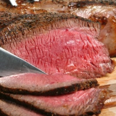 6 alimentos que um especialista em segurança alimentar diz que nunca comeria