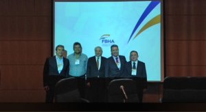 Pedro de Lamare, presidente do SindRi;, klayton Machado, presidente do SindHobar, de Brasília; Roberto Veloso, chefe da Assessoria Parlamentar da CNC; Alexandre Sampaio, presidente da FBHA e Manoel Linhares, presidente do Sindhoteis Ceará Pedro de Lamare, presidente do SindRi;, klayton Machado, presidente do SindHobar, de Brasília; Roberto Veloso, chefe da Assessoria Parlamentar da CNC; Alexandre Sampaio, presidente da FBHA e Manoel Linhares, presidente do Sindhoteis Ceará