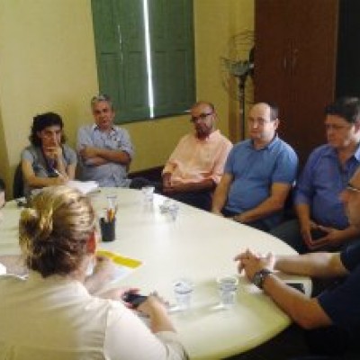 Reunião de empresários e técnicos da prefeitura
