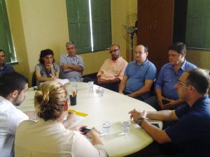 Reunião de empresários e técnicos da prefeitura Reunião de empresários e técnicos da prefeitura