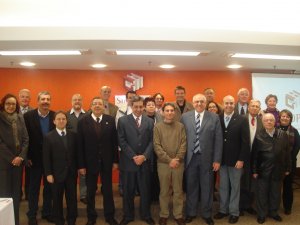 Representantes de Entidades do Trade Turistico, Prefeito de Porto Alegre em exercício Sebastião Melo, Presidente da FRENTUR, João Carlos Nedel e o Coordenador Executivo do Projeto Cais Mauá, Edemar Tutikian, em Reunião Almoço no SINDPOA, dia 30/07/2009. Representantes de Entidades do Trade Turistico, Prefeito de Porto Alegre em exercício Sebastião Melo, Presidente da FRENTUR, João Carlos Nedel e o Coordenador Executivo do Projeto Cais Mauá, Edemar Tutikian, em Reunião Almoço no SINDPOA, dia 30/07/2009.